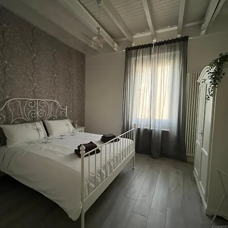Appartement Casa Di Ringhiera Old Milaan
