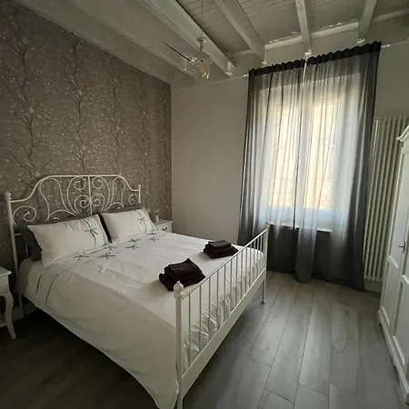 Appartement Casa Di Ringhiera Old Milaan